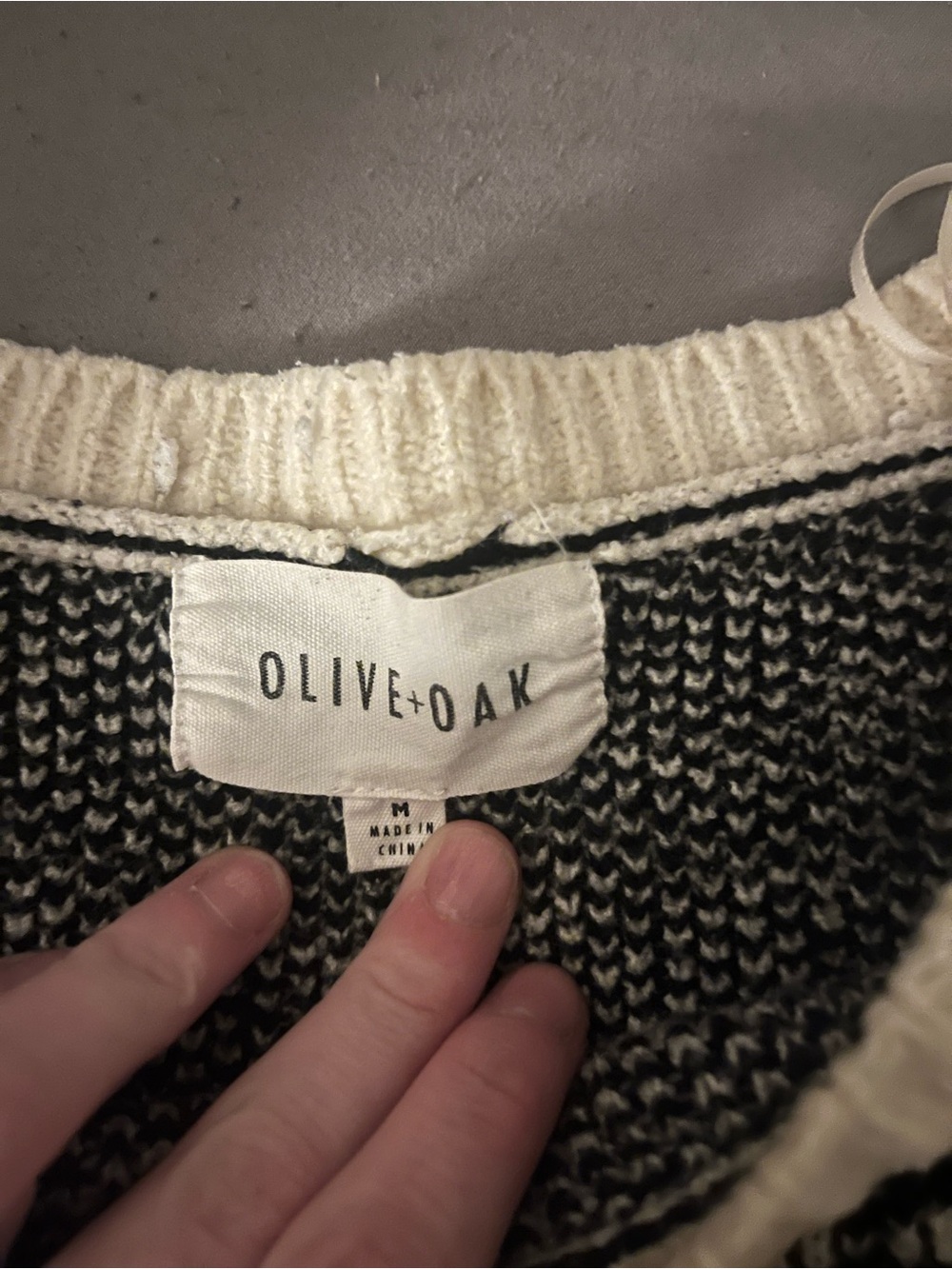 Olive & Oak Black and Cream Houndstooth Crewneck Sweater - Picture 4 of 4